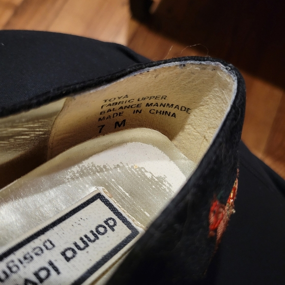 Christmas black velvet flats, 90's Donna Lawrence size 7 excellent condition - Picture 5 of 8